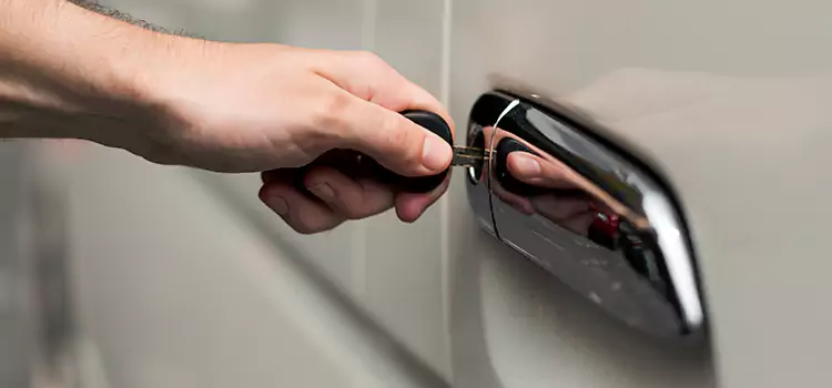 Why Choose Our Auto Locksmith Team in Chantilly, VA?